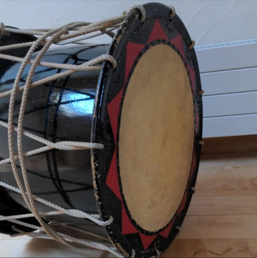 さんさ踊り太鼓・バチ金具襷（たすき）付き