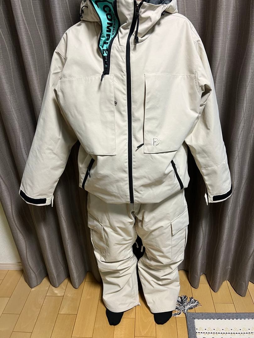 くるCOMPLEW スノーボードウェア Mサイズ ホワイト