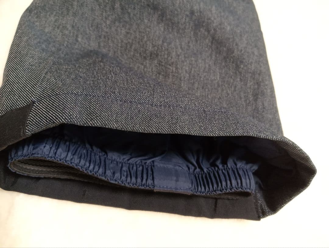 極美品　140 150 上下セット　BURTON 　スキーウェア