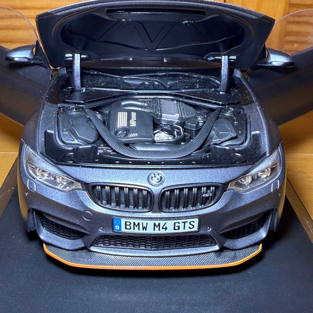 ミニチャンプス 1/18  M4 GTS 2016 ダークグレー