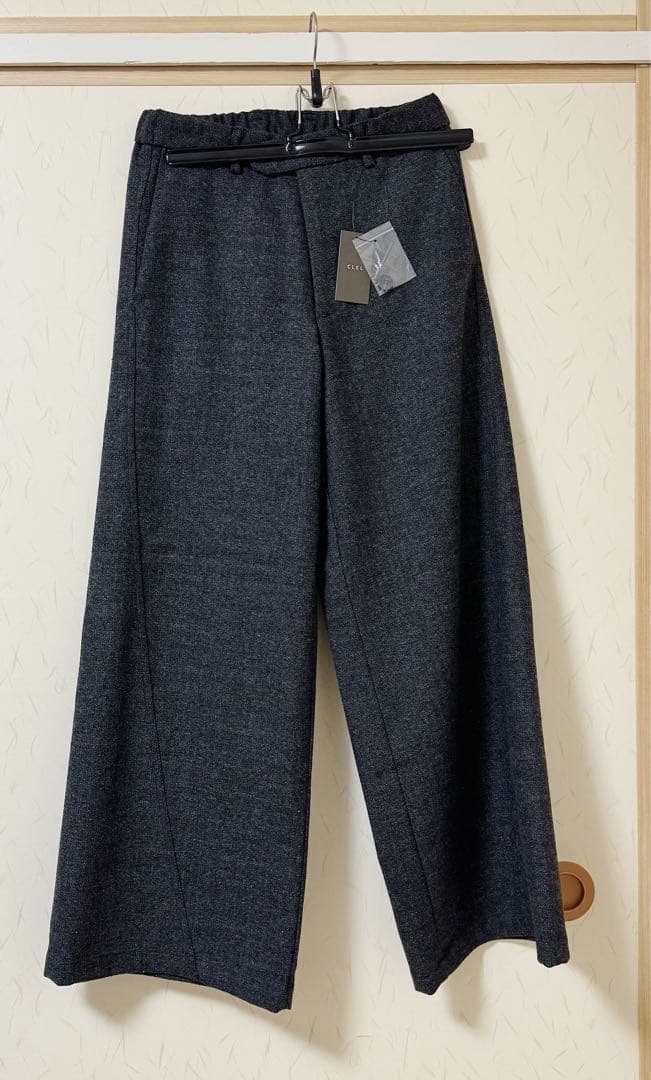 CLEL ウールブレンド ヘリンボーンツイード3Dパンツ Sサイズ　BK