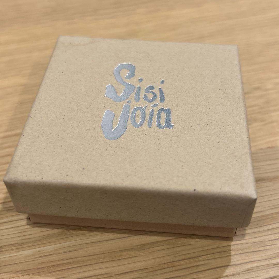 Sisi Joia シシジョイア　両耳ピアス　ドロップ　ベージュ　シルバー925