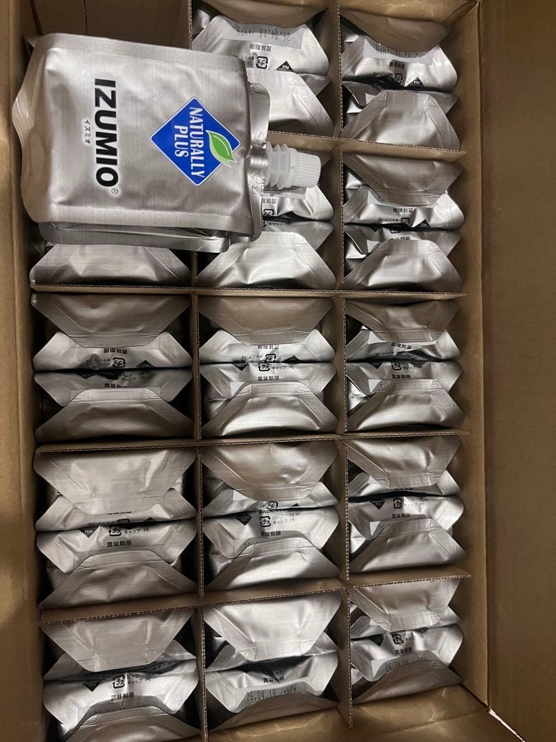 IZUMIO NATURALLY PLUS 200ml 30本セット