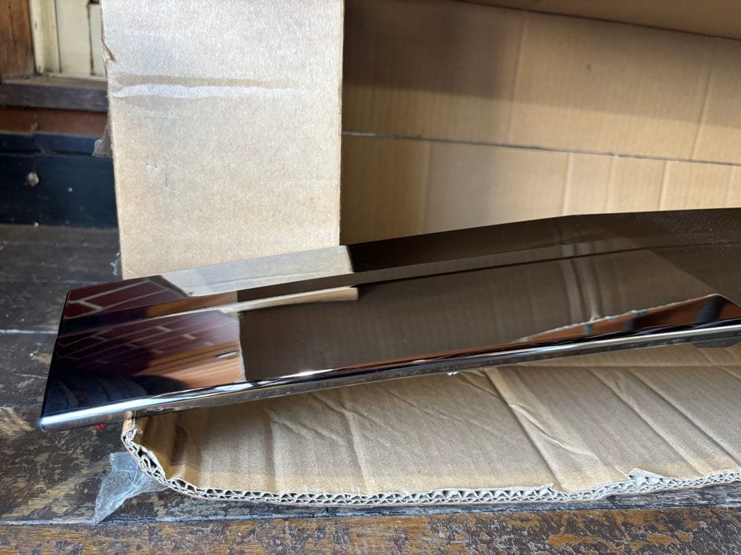 ヴェルファイア30系 後期 リアゲート ガーニッシュ メッキガーニッシュ