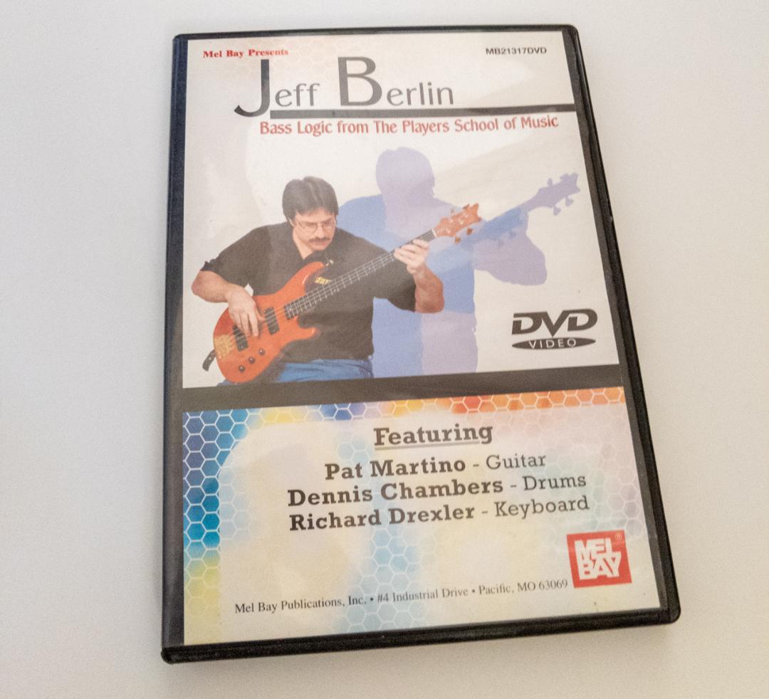 ミュージック Mel Bay Jeff Berlin-Bass Logic