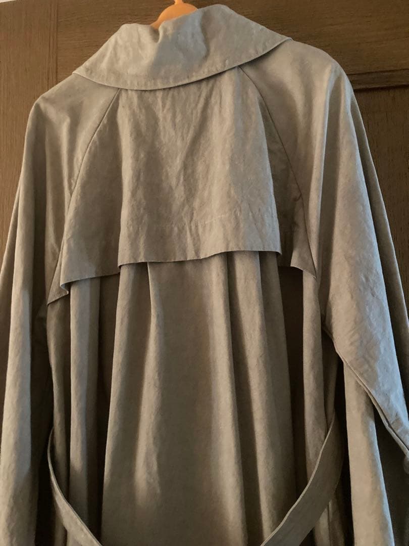 マガリ　トレンチコート
