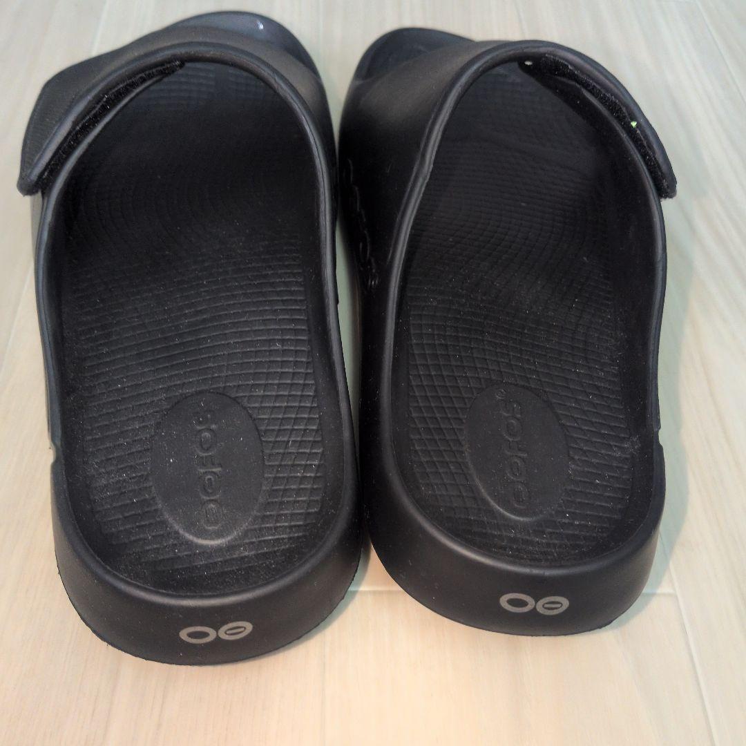 美品　OOFOS MEN'S OOAHH SPORT FLEX ブラック