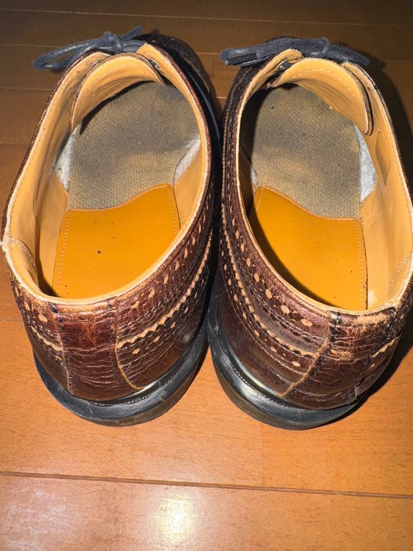 ドクターマーチン　ウィングチップ　UK9 イングランド製