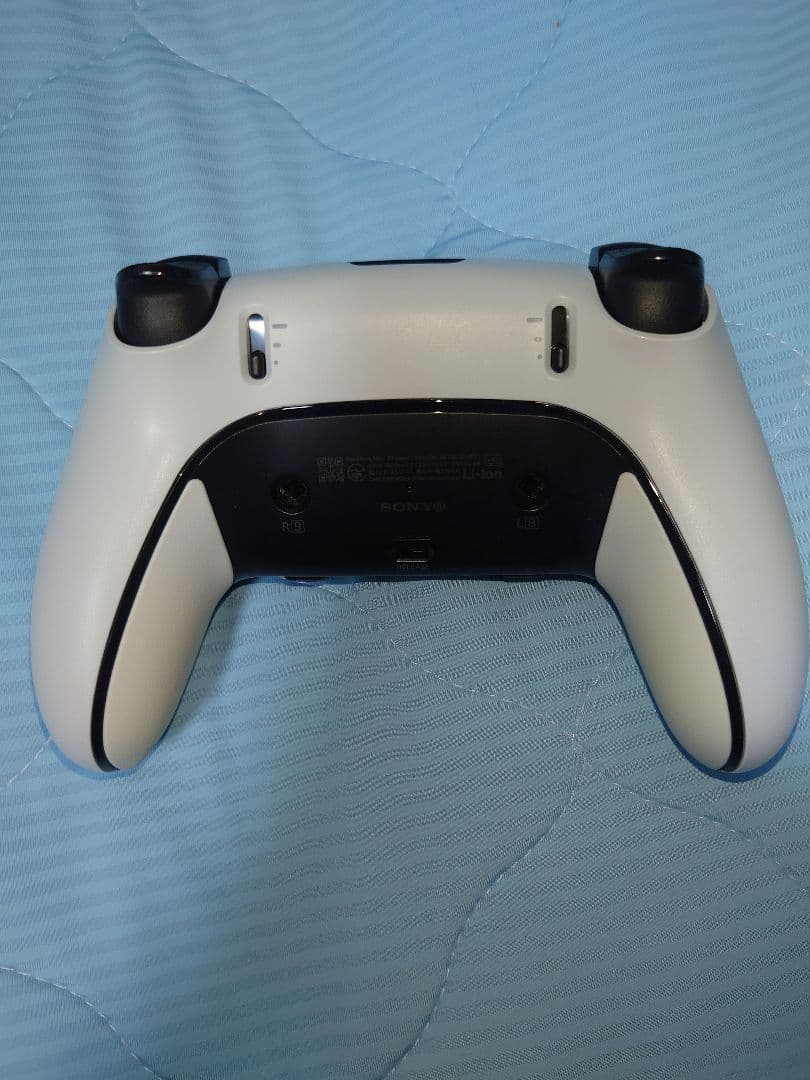 DualSense Edge ワイヤレスコントローラー