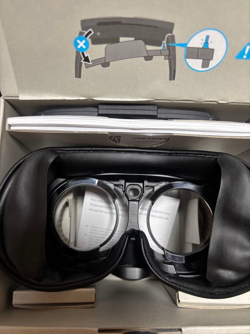 ぬ*ち様 VIVE XR Elite + full face tracker オ
