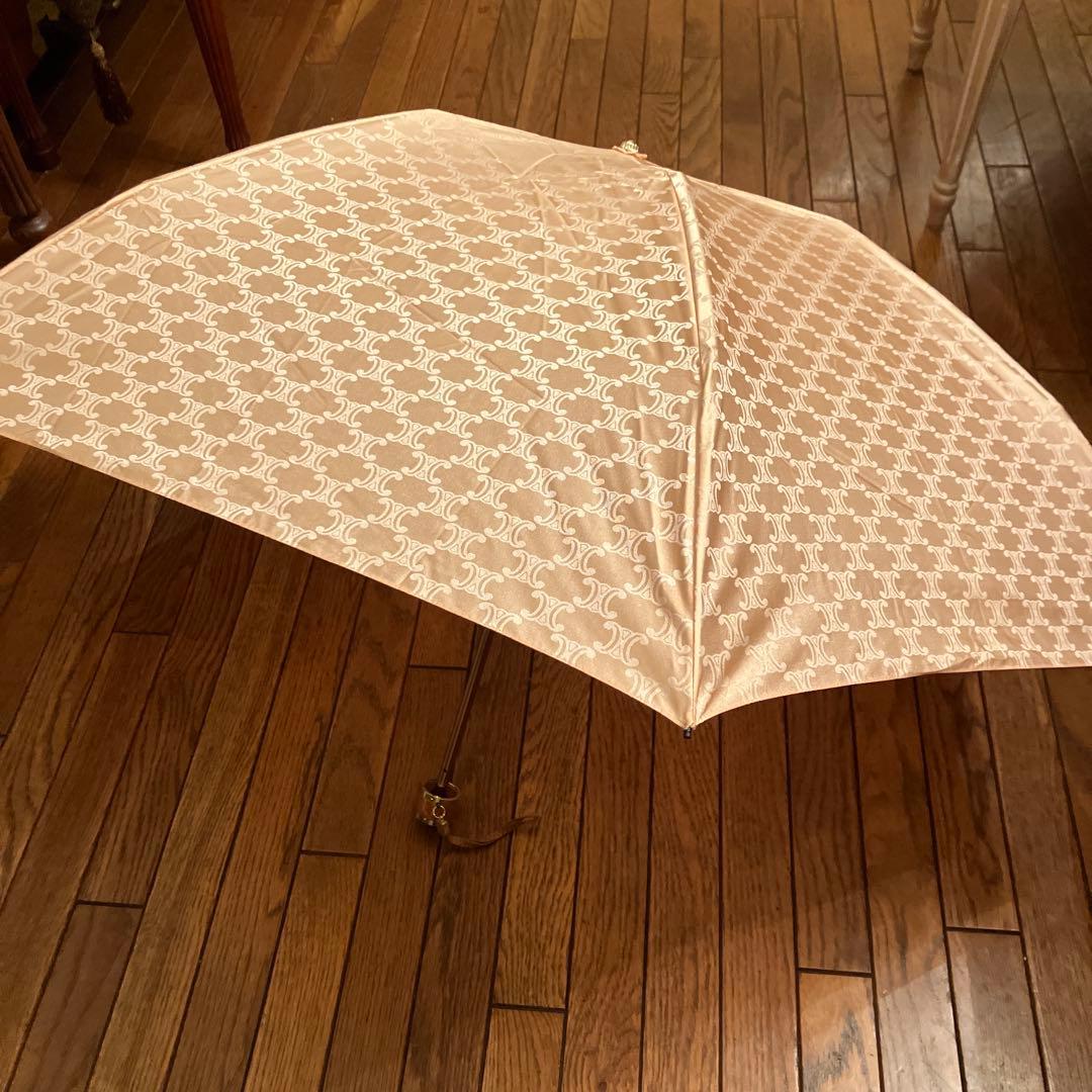 jasmin　セリーヌとバーバリの傘