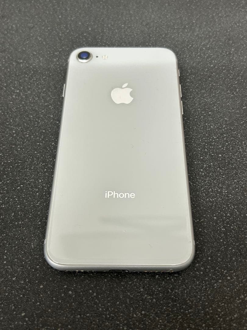携帯電話本体 iPhone8 256GB