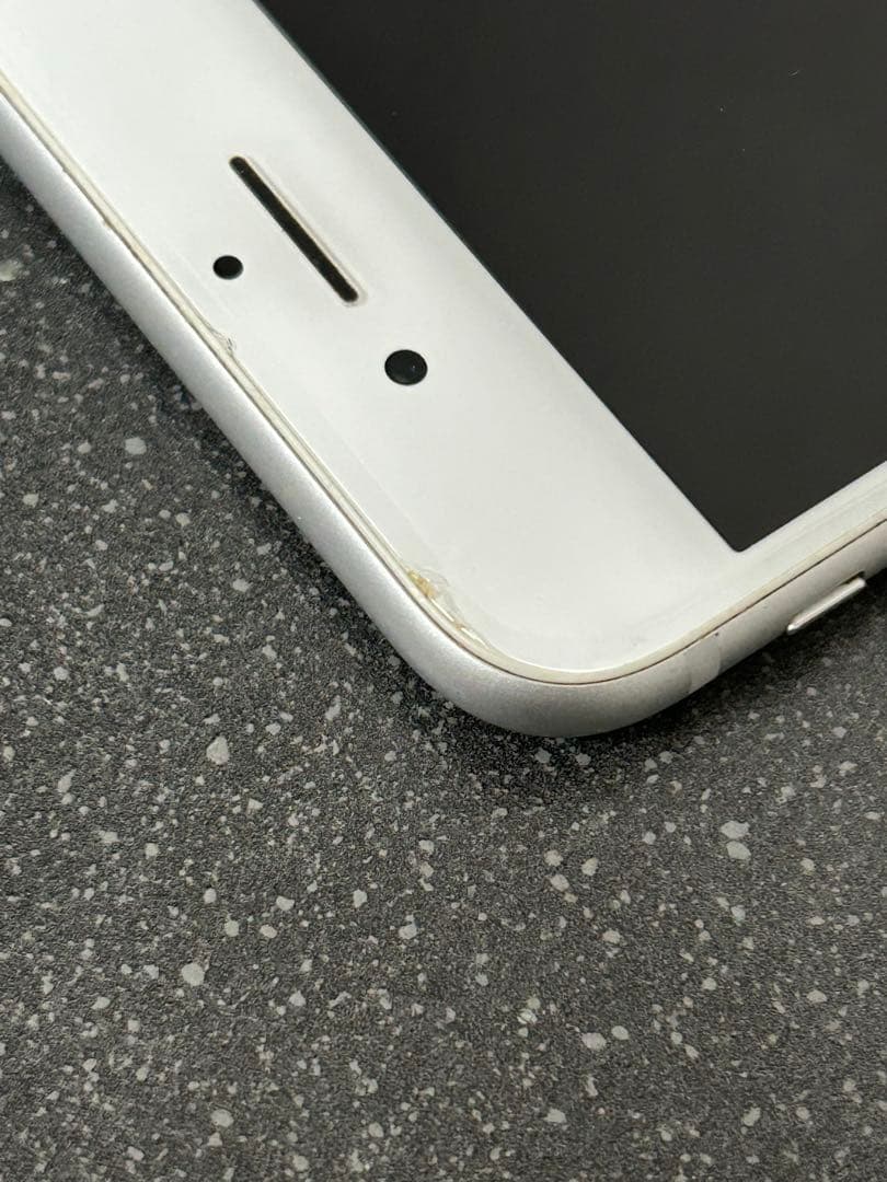 携帯電話本体 iPhone8 256GB