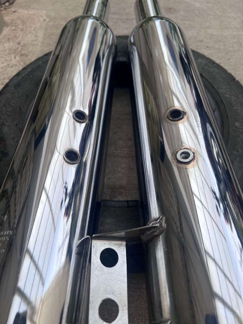 トライアンフ 純正オプション　スポーツマフラー ボンネビル t100