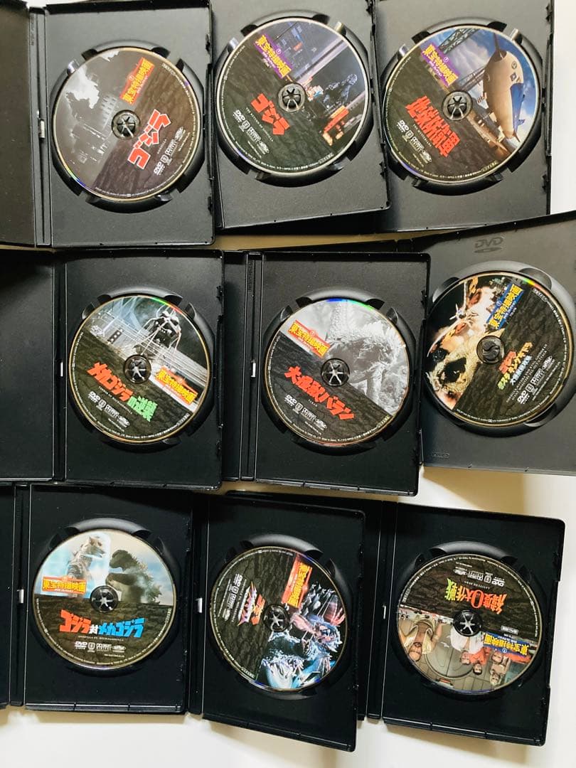 ゴジラ　ガメラ　モスラ　特撮映画DVD　まとめ売り　22本セット