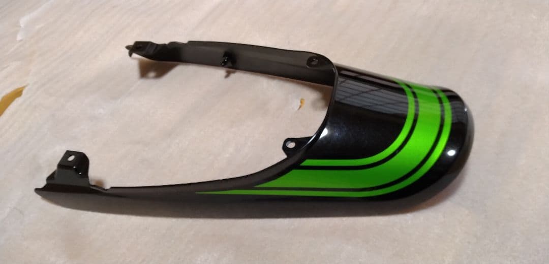 Kawasaki Z900RS　2025年ノーマル外装一式