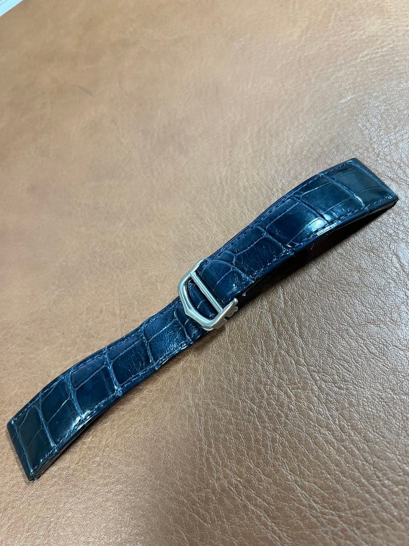 Cartier クロコダイルレザーベルト kd3jjn82 dバックル