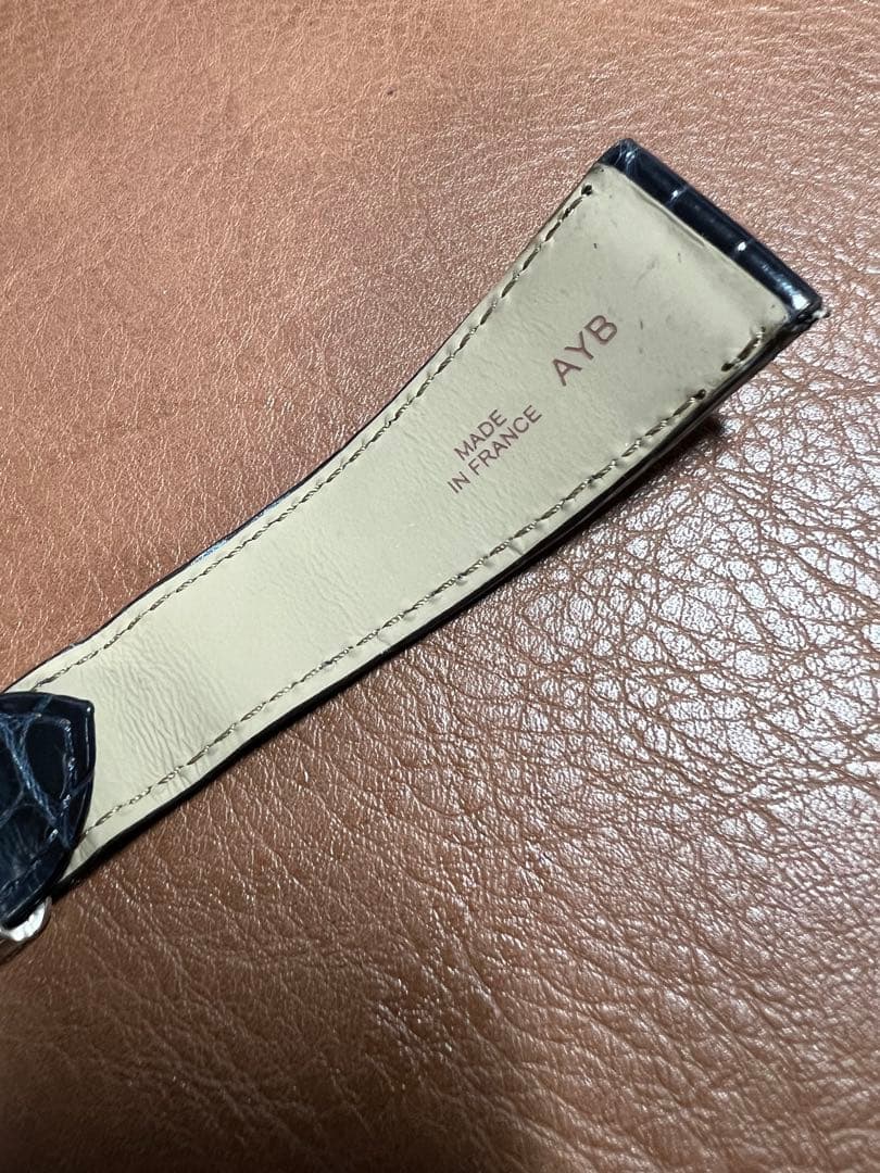 Cartier クロコダイルレザーベルト kd3jjn82 dバックル