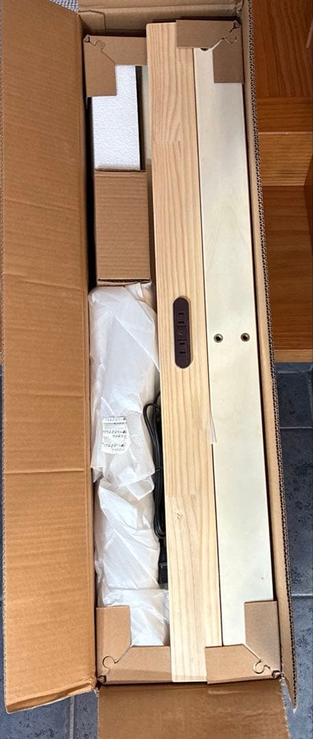 ベッドフレーム シングル ベット 北欧パイン材 耐荷重200kg 通気性 組立