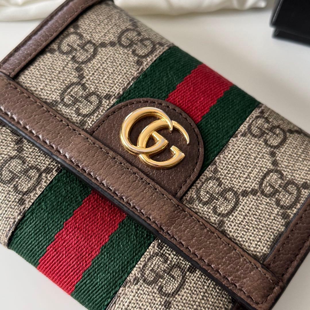 「そら」★本日最終値下げ★正規品 GUCCI GGパターン 三つ折り財布