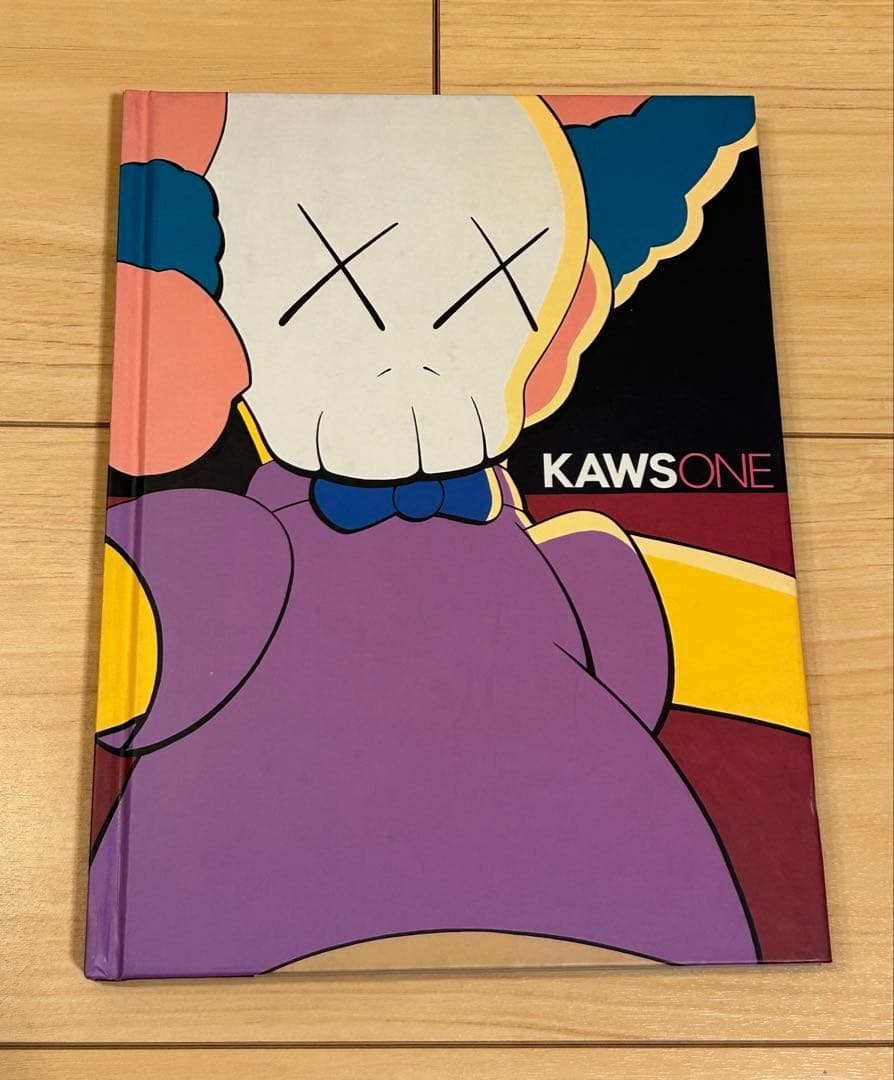 KAWS ONE アートブック　初版