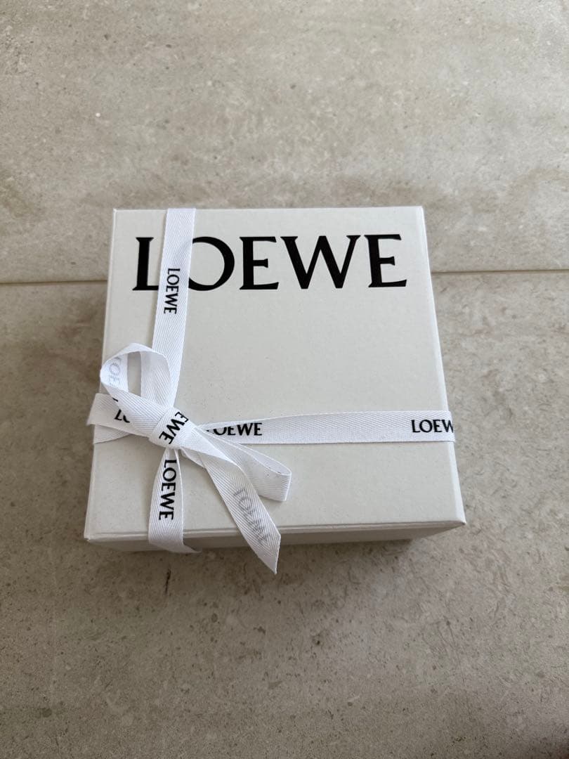 LOEWE CRAFTED WORLD タオルハンカチ3枚セット