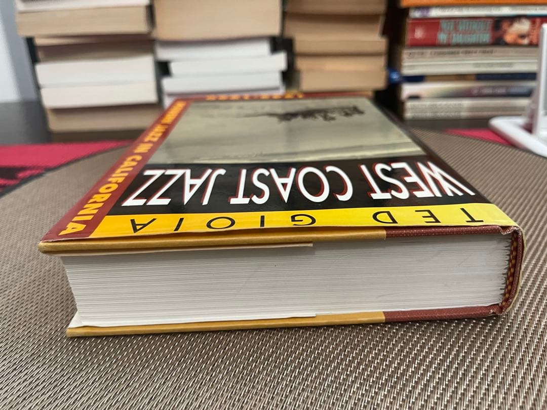 洋書 West Coast Jazz by Ted Gioia (1945-1960)