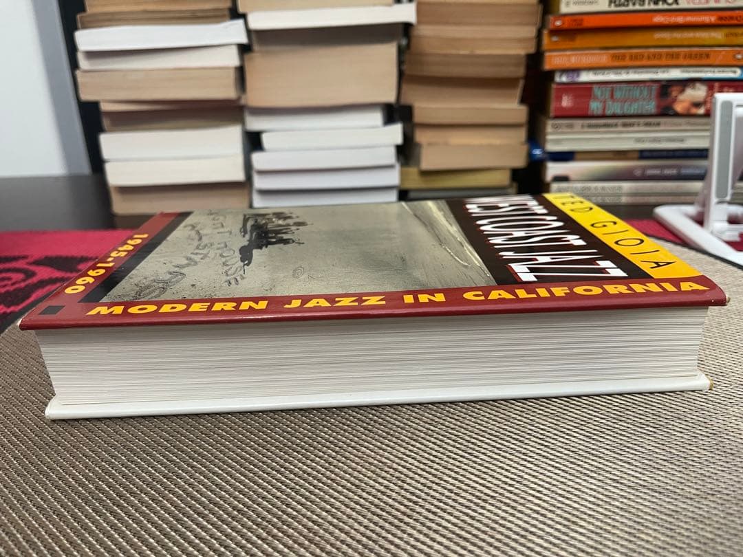 洋書 West Coast Jazz by Ted Gioia (1945-1960)