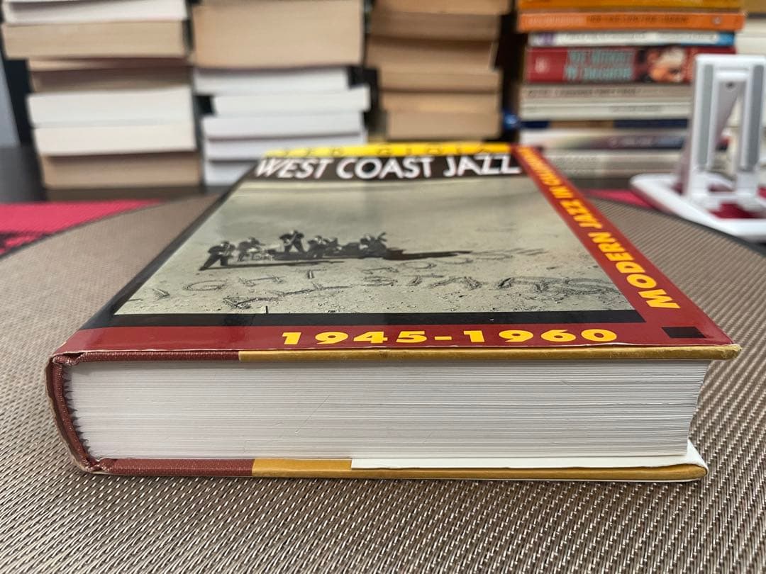 洋書 West Coast Jazz by Ted Gioia (1945-1960)