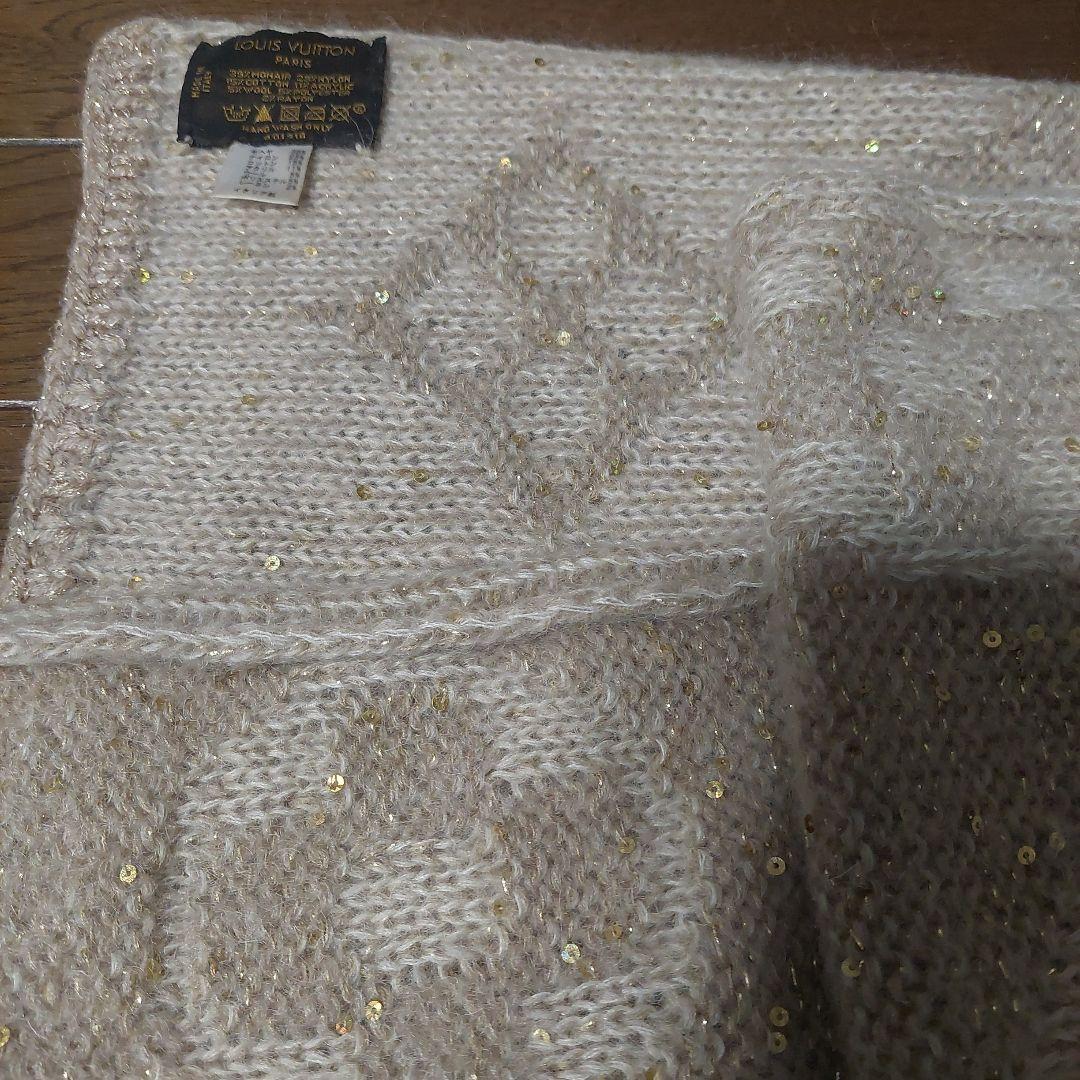 LOUIS VUITTON ラメ入りマフラー