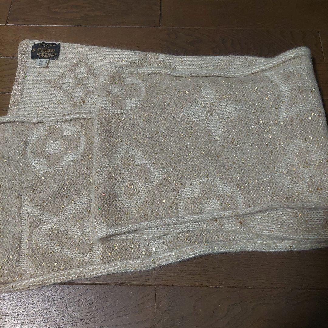 LOUIS VUITTON ラメ入りマフラー