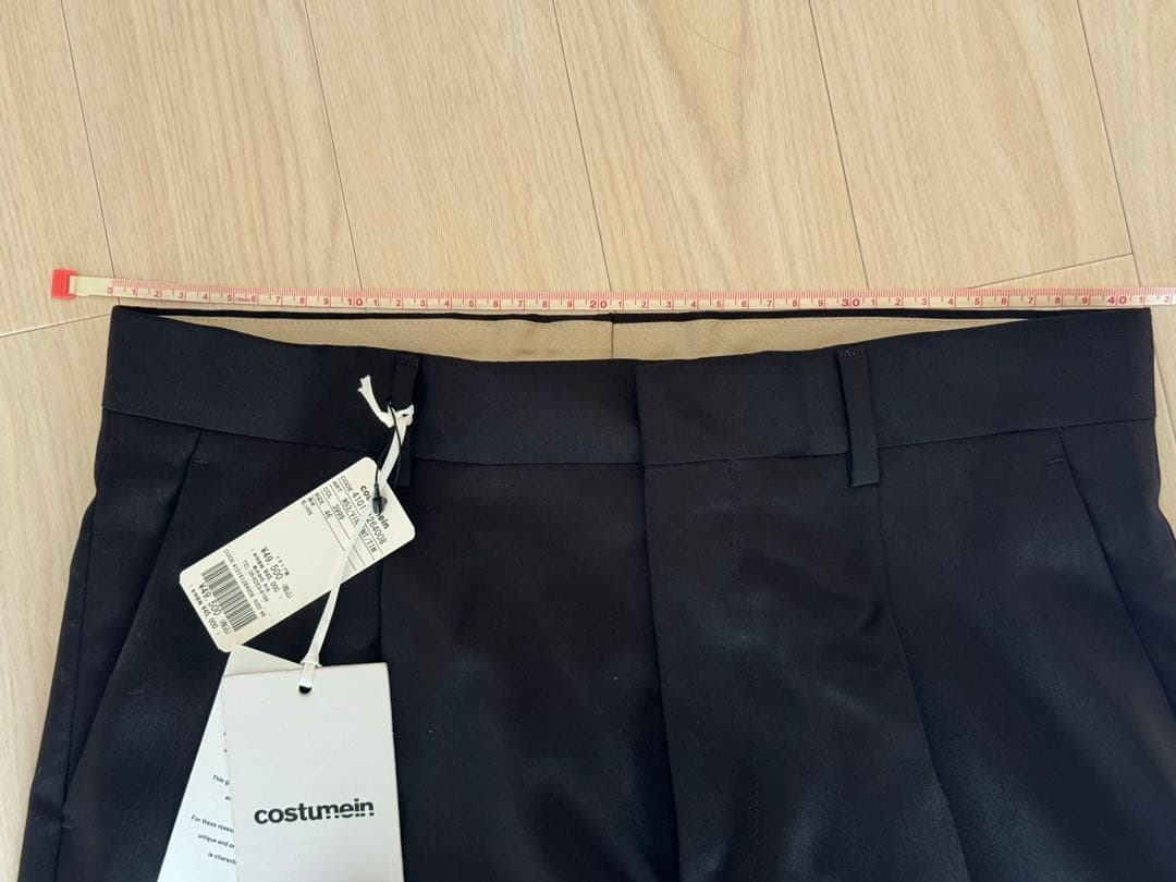 新品未使用　costumeinコストメイン　イタリア製　黒ブラック　ウール100