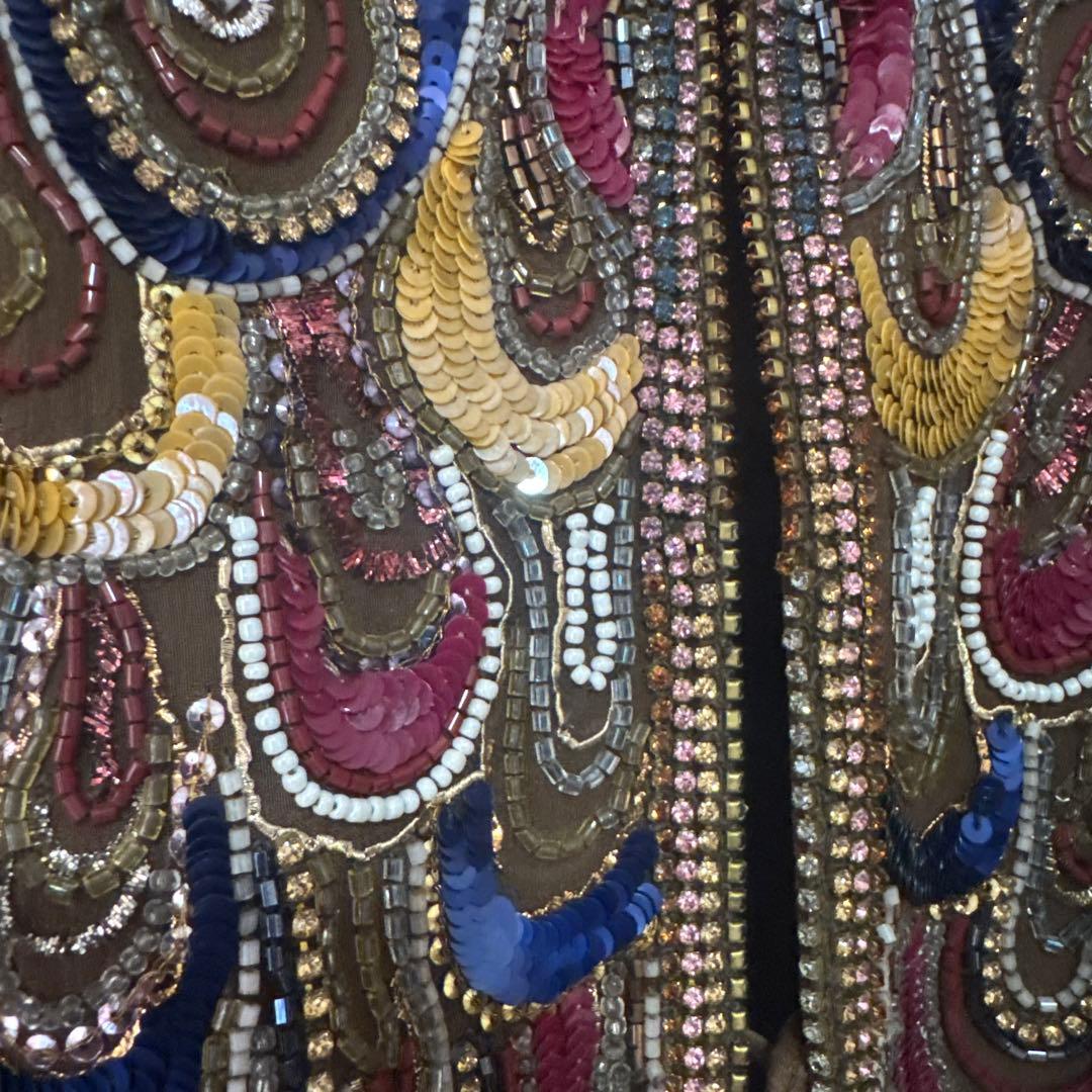 エスカーダ　ノーカラー　ビーズ刺繍 ノーカラージャケット ボレロ 36