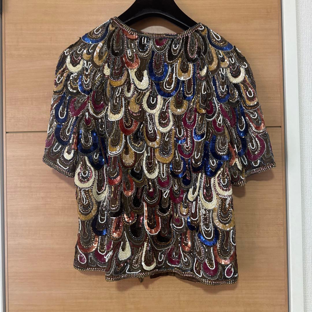 エスカーダ　ノーカラー　ビーズ刺繍 ノーカラージャケット ボレロ 36