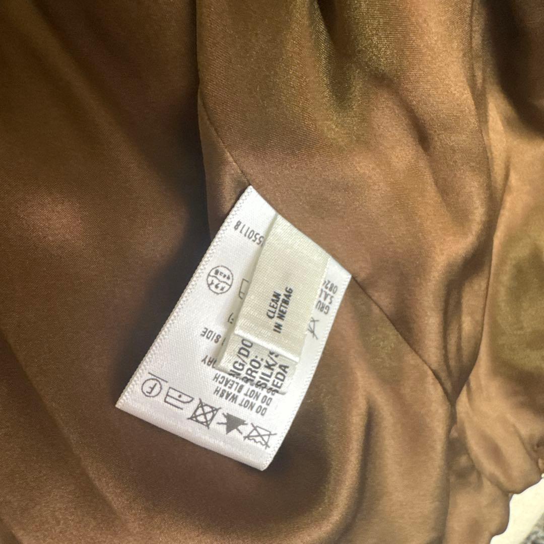 エスカーダ　ノーカラー　ビーズ刺繍 ノーカラージャケット ボレロ 36