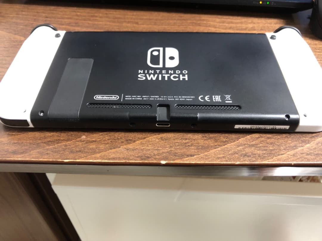 Nintendo Switch 本体　ホワイト