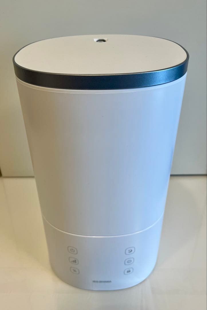 ☆アイリスオーヤマ／上給水ハイブリット式 加湿器 AHM-HU55A-W