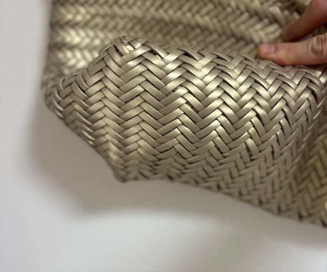 【週末限定値下】DRAGON DIFFUSION ドラゴンバッグ　A4超美品