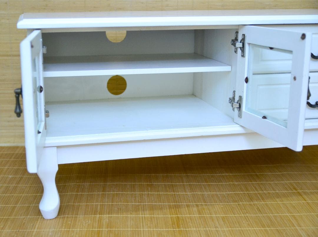 ホワイト テレビ台 アンティーク調 猫脚 可愛い 姫系 AVボード 中古良品