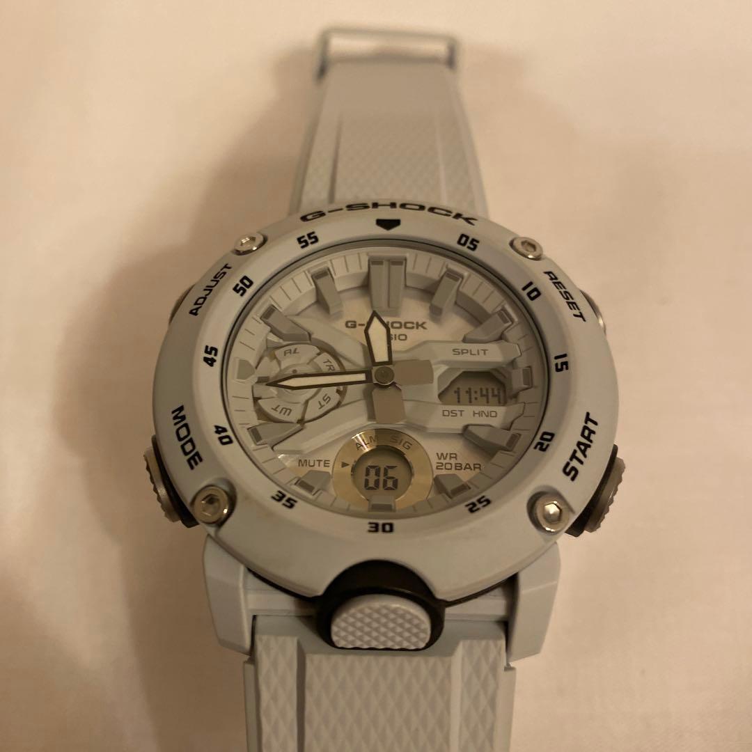 【美品】CASIO G-SHOCK アナデジ腕時計 ライトグレー　箱付き