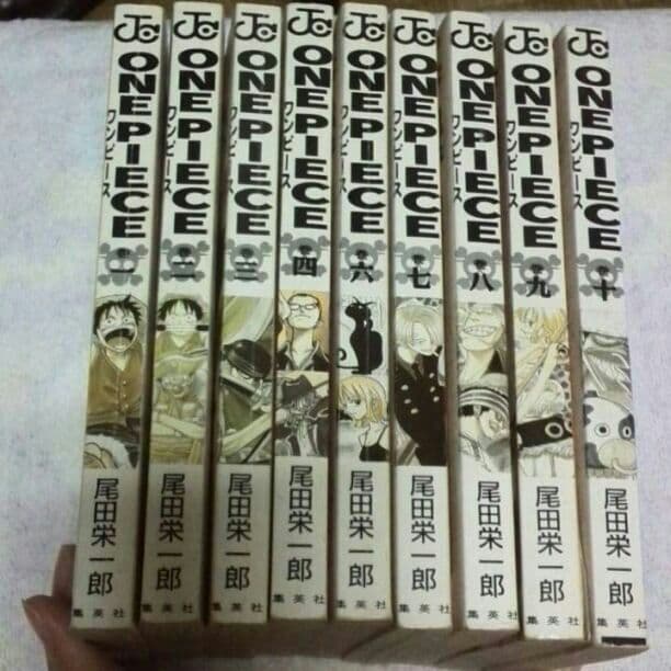 ワンピース！1~10巻  と、思いきや５巻が抜けてる( ˊᵕˋ ;)