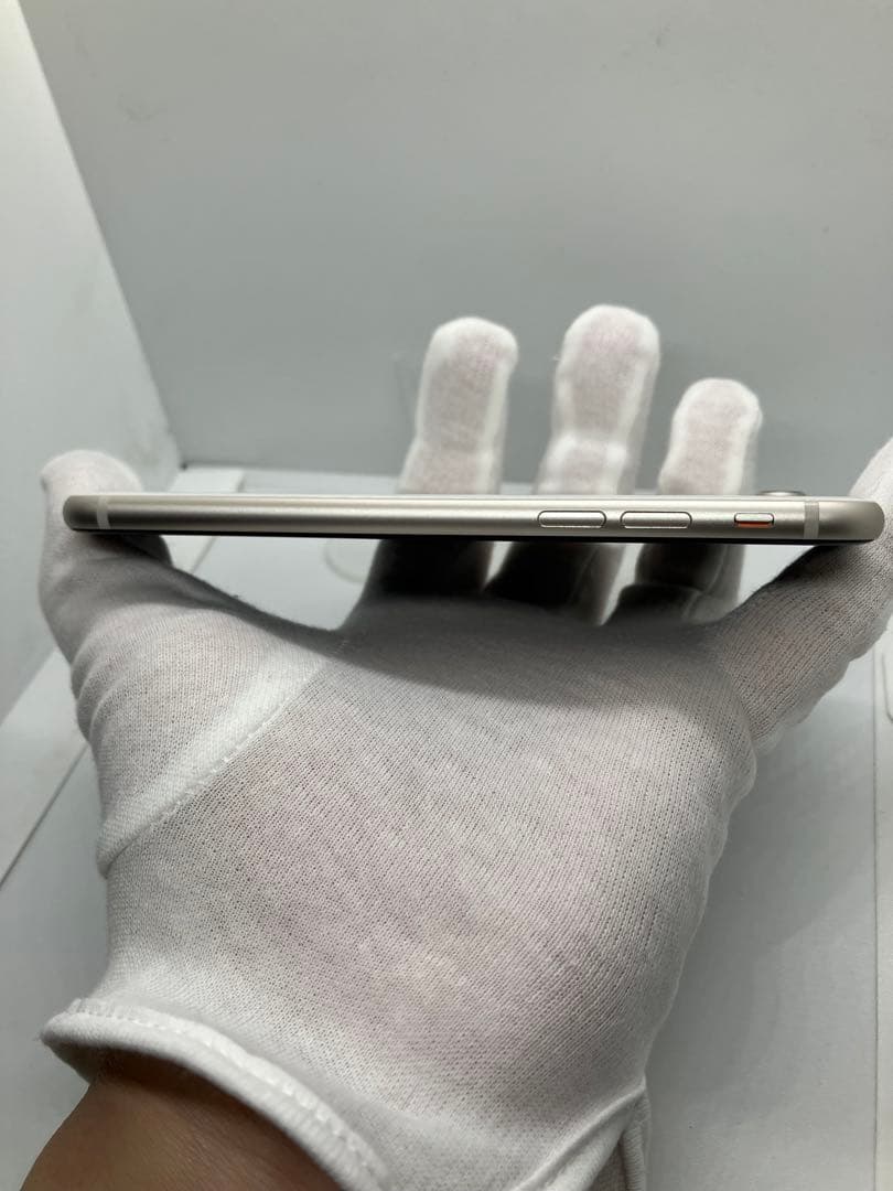 美品 バッテリー100% iPhone SE3 SIMフリー ネットワーク◯