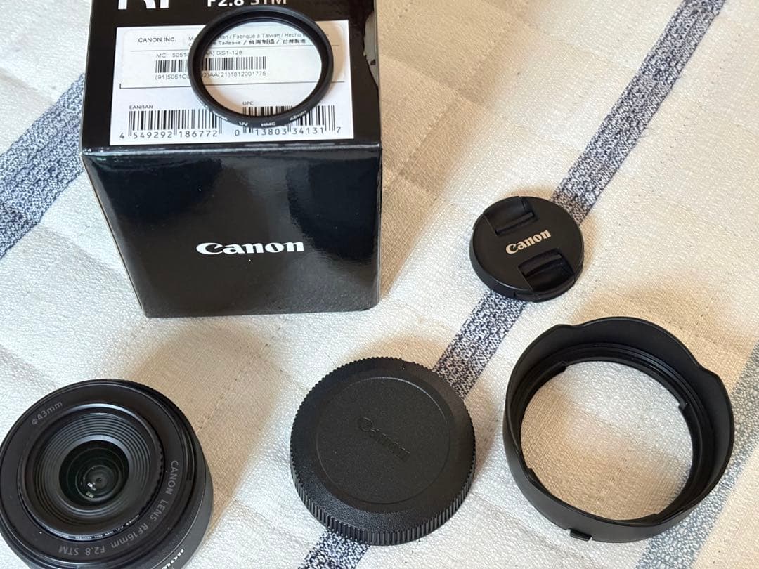 [美品 フード付] Canon RF16mm F2.8 STM