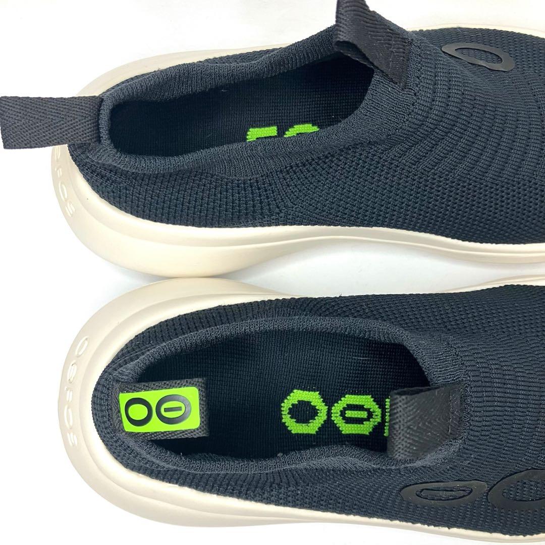 OOFOS ウーフォス　スニーカー　スリッポン　レディース