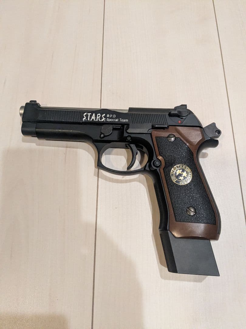 ベレッタ　スターズ　サムライエッジ　東京マルイ　ガスガン　ブローバック