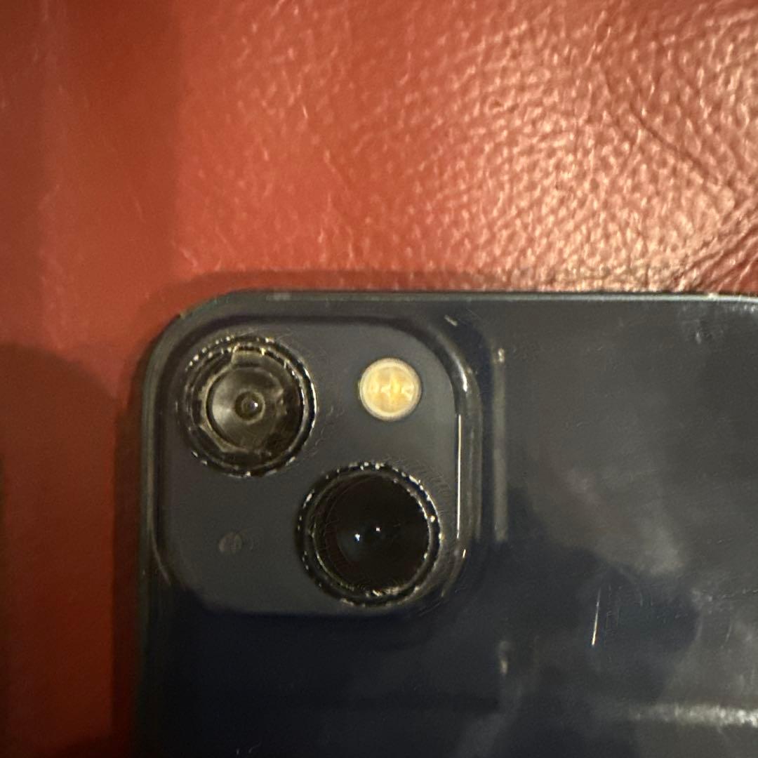 Apple iPhone 13 深い青色 本体