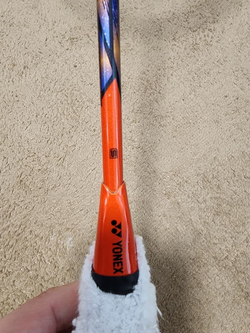 ヨネックス バドミントンラケット アストロクス 77 ツアー　YONEX