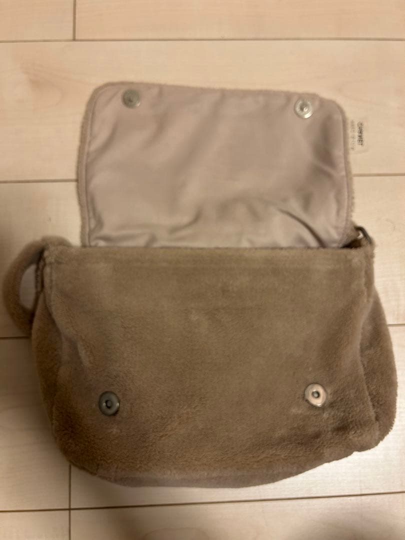 CHANEL PRÉCISION ベージュ ショルダーバッグ ノベルティ