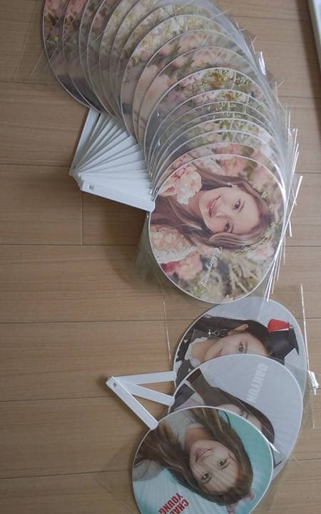 twice 公式うちわ