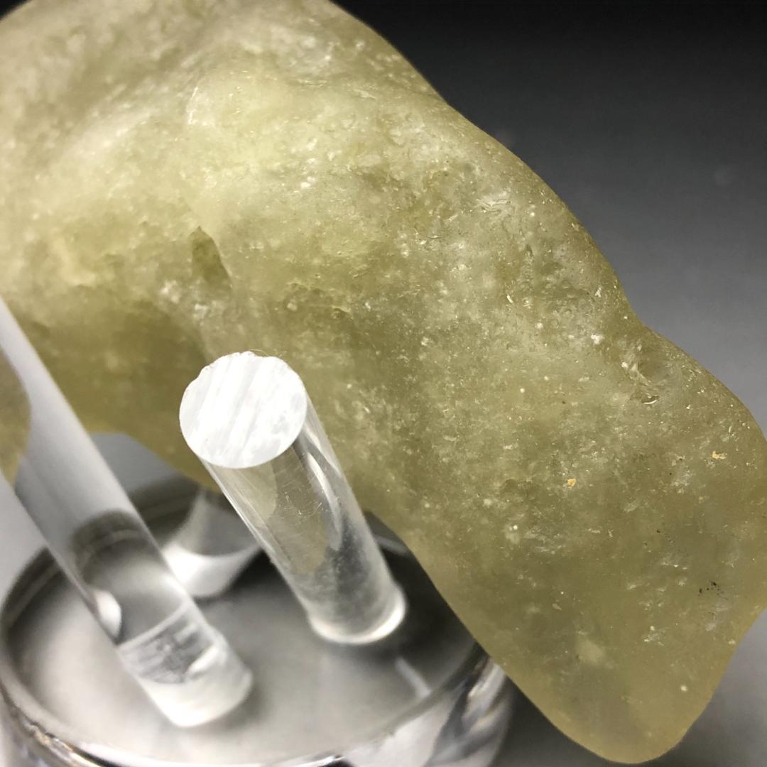 リビアンデザートグラス・リビアングラス 隕石　重さ103g